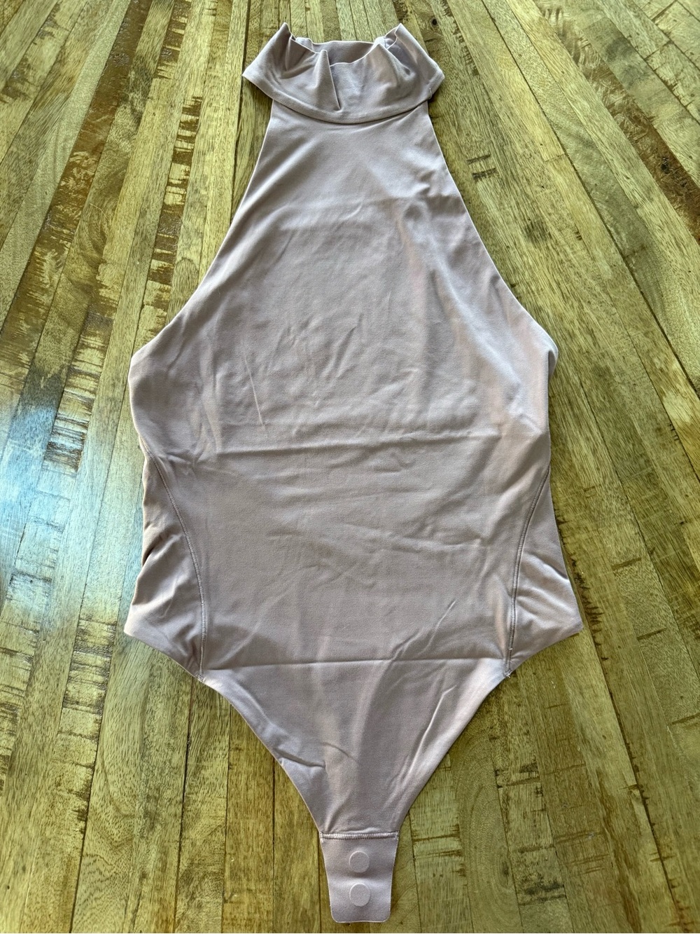 lululemon athletica Sleeveless High Neck Bodysuit in Light Mauve